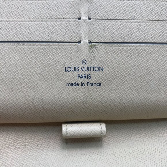 Louis Vuitton Azur Damier Long Zip Wallet - Picture 12 of 13